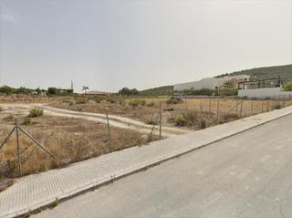 Residential Plot in Las Vegas - Campoaras. Solar en zona el cahiz con una superficie de 1.000 m2.  y 26 m.