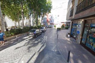 Casa a Centro. Casa en zona coso. cuenta con una superficie de solar de 120 m2.