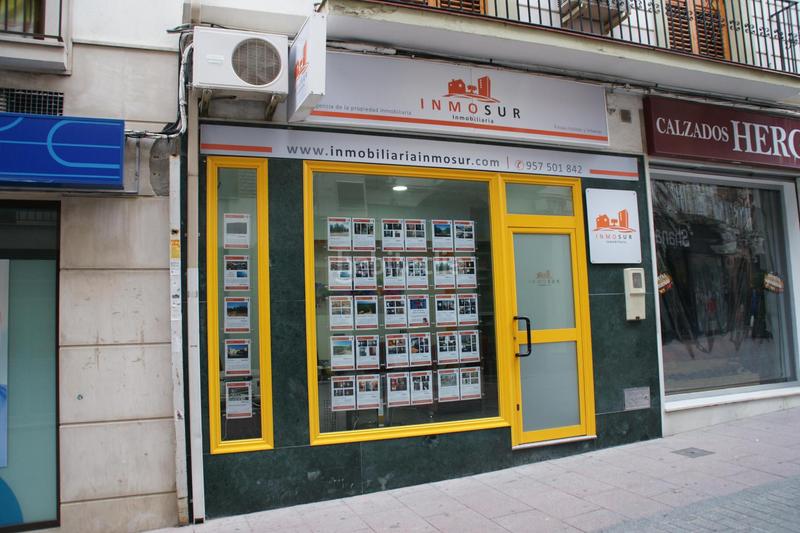 Foto 38ef024a-3779-46b0-9a09-e7f2cf7659a4. Bâtiment à usage industriel dans Navas del Selpillar Lucena