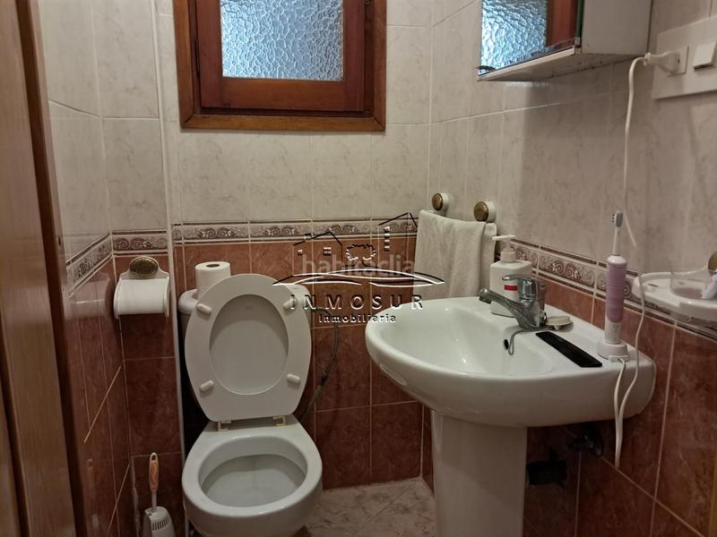 Foto 16a8e9b2-e703-4bdd-8fc7-b2b58a151e40. Piso  en planta primera en zona calle san francisco. cuenta con recibidor, salóncomedor, cocina amueblada, aseo, cuarto de baño, tr en Lucena