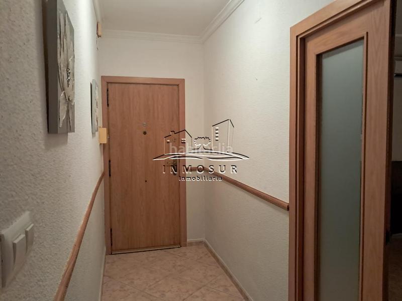 Foto c20201ef-58c2-4c9e-b9aa-15ee553981aa. Piso  en planta primera en zona calle san francisco. cuenta con recibidor, salóncomedor, cocina amueblada, aseo, cuarto de baño, tr en Lucena