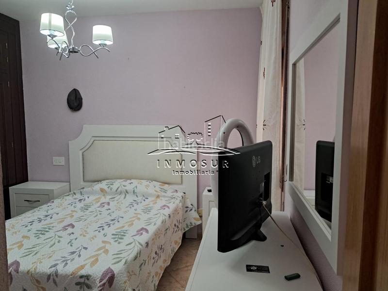 Foto fa1fbf1c-b78c-452b-abf4-f02234f2b6e5. Piso  en planta primera en zona calle san francisco. cuenta con recibidor, salóncomedor, cocina amueblada, aseo, cuarto de baño, tr en Lucena