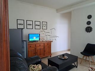 Appartement à Centro. Piso en planta baja en zona calle el peso. cuenta con recibidor,