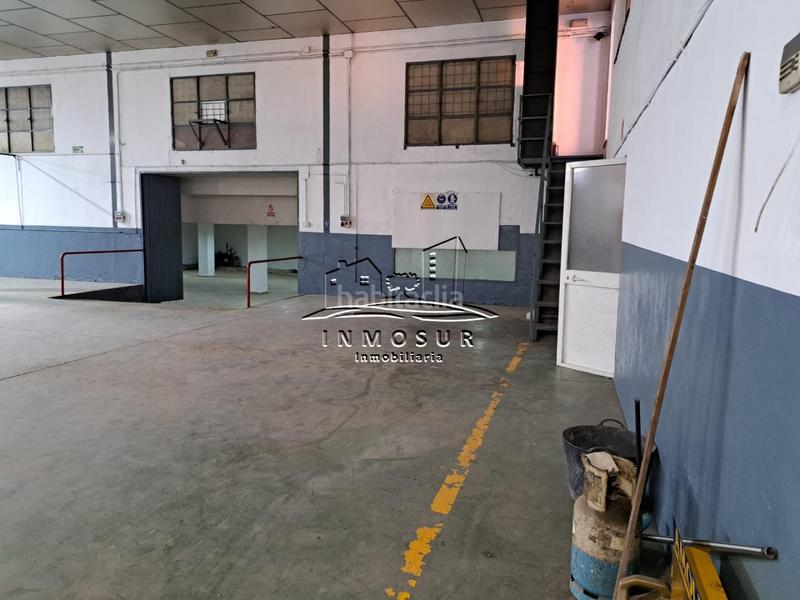 Foto 43b2d9ec-271c-4efa-94d8-3f319f6fee17. Rent industrial building in Poleares Lucena