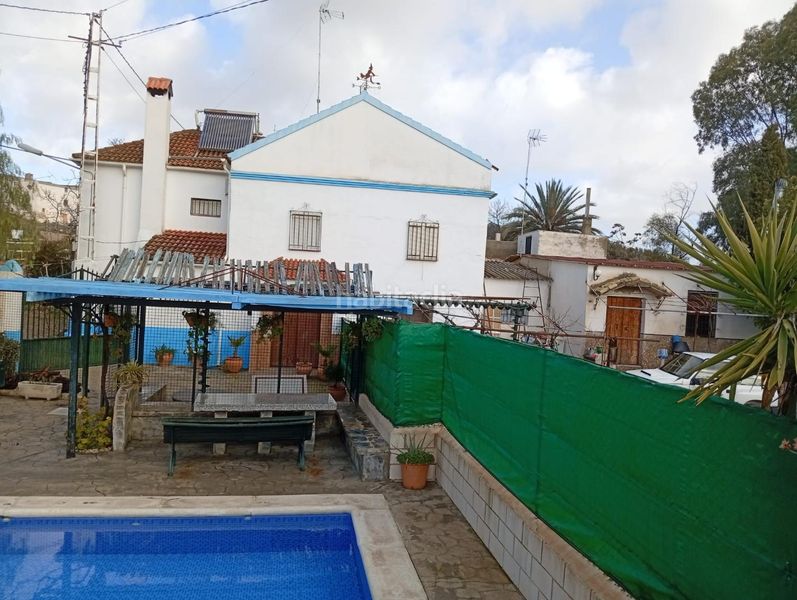 Foto efcfe4bc-b76a-4489-9db8-0d6df074c4fb. Casa amb piscina a Centro Lucena