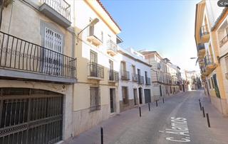 Casa adossada a Las Tinajerías - Juderías. Casa en zona calle alamos. cuenta con una superficie de parcela
