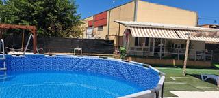 Lloguer Casa a Poleares. Mobilhome en zona carretera cabra. cuenta con salón, dos dormito