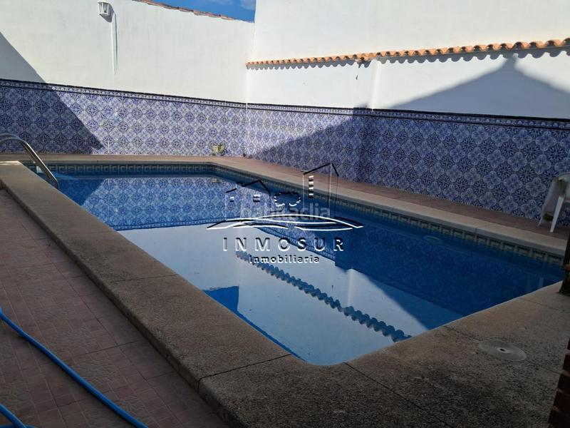 Foto a5c418bb-f8d7-4917-aa55-70293aa27b14. Maison jumelée avec piscine dans Poleares Lucena