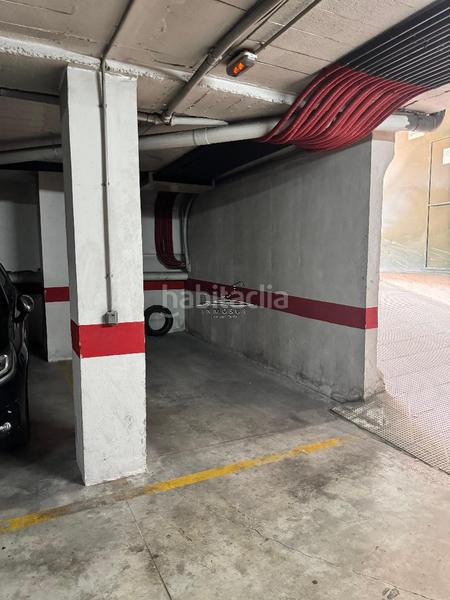 Foto f8261d19-8f16-49e3-a85a-3fccdfd1f0fe. Autoparkplatz in San Francisco Lucena