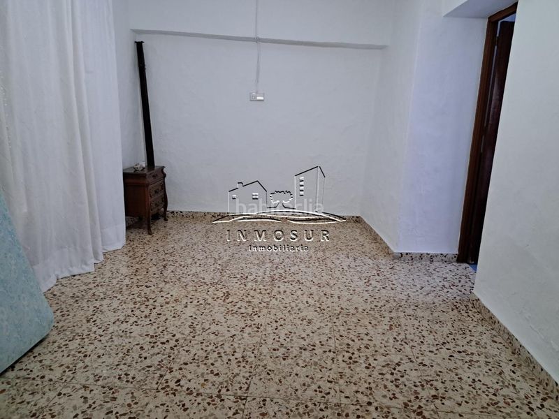 Foto 1fa2dc4d-f95a-4475-a4eb-1b3101628576. Casa adossada a San Francisco Lucena