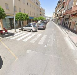 Lloguer Local Comercial a San Francisco. Local comercial en zona parque. cuenta con una superficie de 160