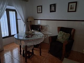 Semi detached house in Moriles. Casa en calle moriles