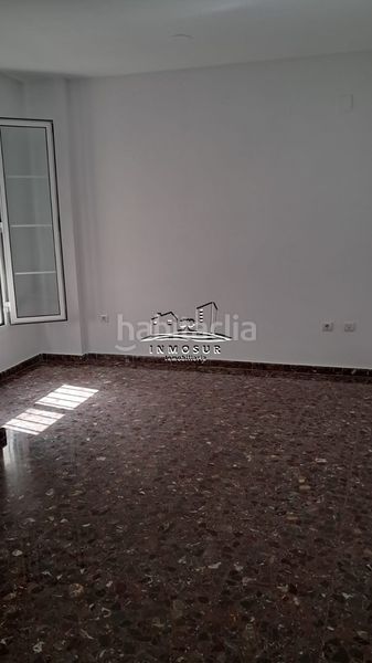 Foto 4d2e3d02-0f93-449e-aa5b-7312fb443af3. Pis a Centro Lucena