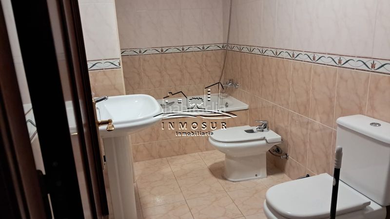 Foto dedf4611-0c3b-4fcc-b5b7-ddaeef0f85f4. Pis a Centro Lucena