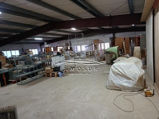 Bâtiment à usage industriel à San Francisco. Nave en zona carretera de málaga