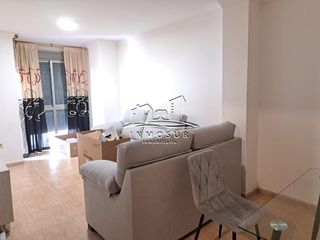 Rent Flat in San Francisco. Piso en zona calle ancha