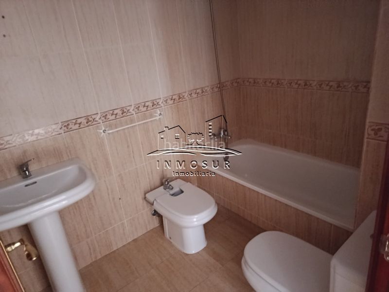 Foto d46f2470-a9de-4a89-8c28-12dde96bf2eb. Pis a Centro Lucena