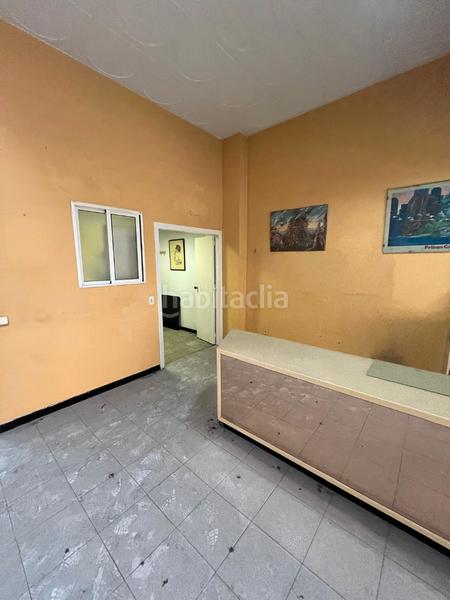 Foto e51eaa44-71ae-44ea-a482-998d199b989a. Local comercial a Centre Sant Boi de Llobregat