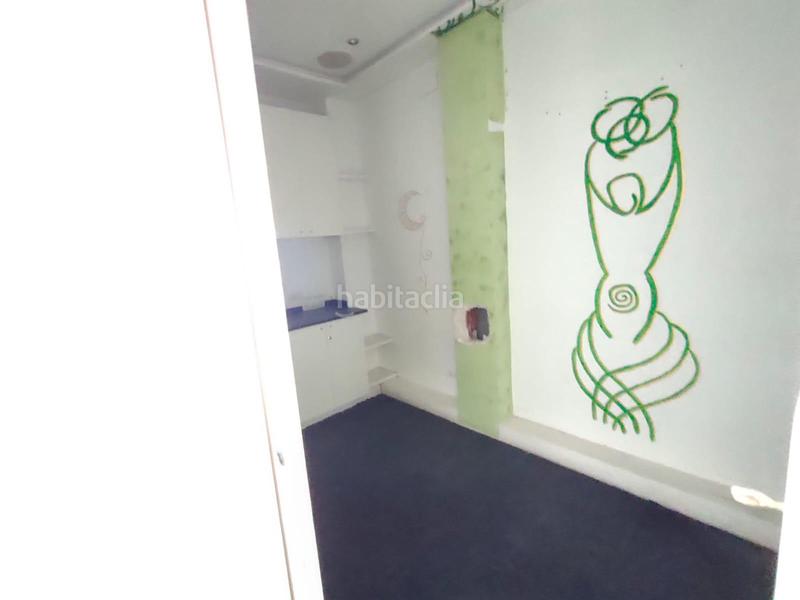 Foto 2b6519e1-9694-486b-a4f0-dbfdf847d829. Rent business premise in El Pedró Cornellà de Llobregat