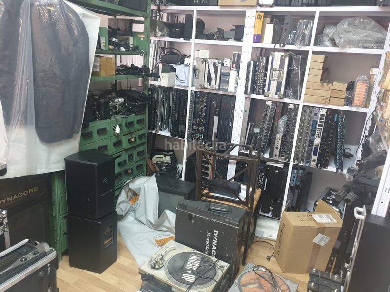 Foto c167f546-2e42-4645-a8ed-2dd5c3517fc0. Local comercial a Casablanca Sant Boi de Llobregat