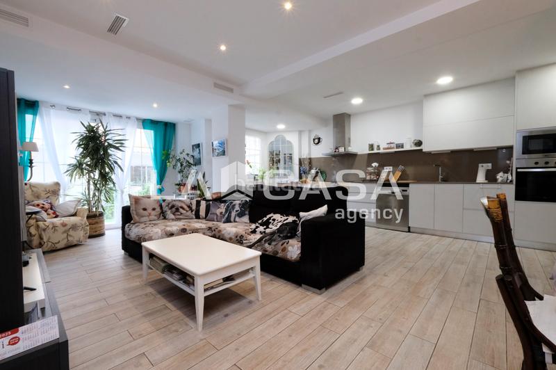 Foto aeb4077e-071f-4fcc-9e24-a6a07bb2dfd7. Ground floor with heating in Sant Andreu de Palomar Barcelona