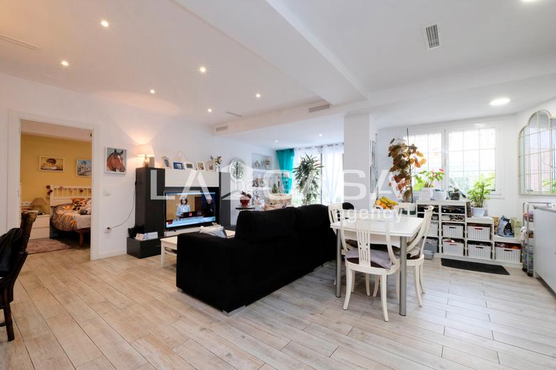 Foto c5e37878-3fa6-4f67-ae2e-b9e38db92bf1. Ground floor with heating in Sant Andreu de Palomar Barcelona