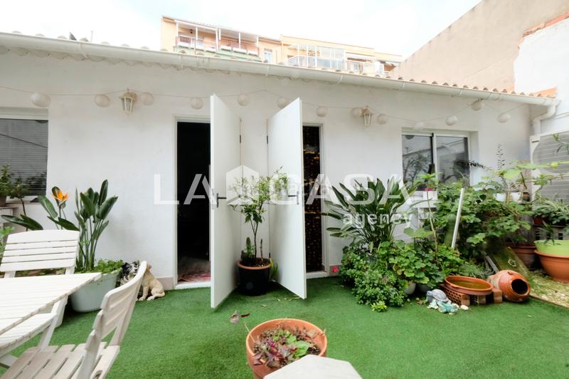 Foto f240b5fa-e876-4005-aecf-7df0ab02e4f9. Ground floor with heating in Sant Andreu de Palomar Barcelona