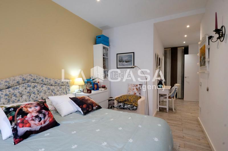 Foto 16c85af2-e23c-4934-aed7-79411710f080. Piano terra con riscaldamento in Sant Andreu de Palomar Barcelona