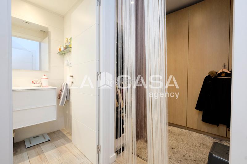 Foto 43a14aca-2ac1-44ec-98ed-3088bf299054. Piano terra con riscaldamento in Sant Andreu de Palomar Barcelona