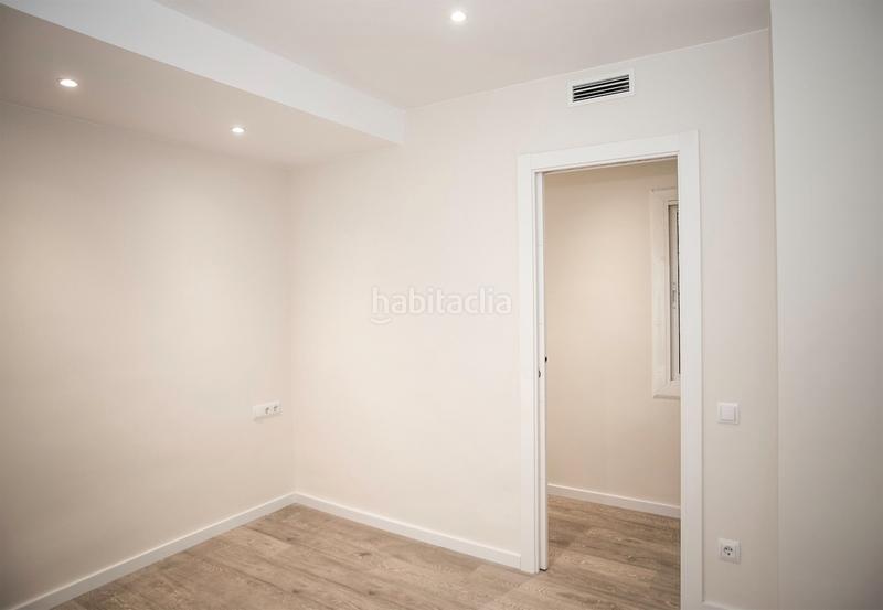 Foto 437b12e6-9068-427f-b26d-0773392c152d. Appartamento in Sants Barcelona