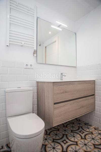 Foto f3b4f51d-5381-451c-841a-e6d53e79c1c3. Appartamento in Sants Barcelona