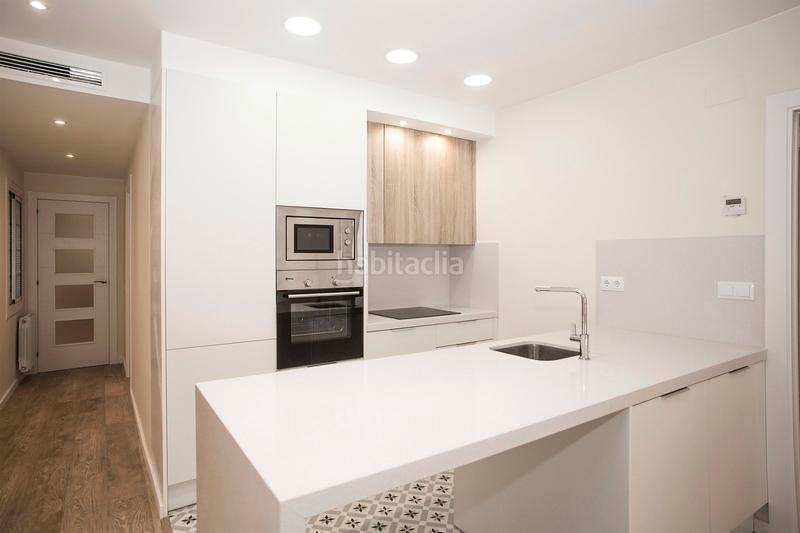 Foto faa04f3b-d5e0-4966-bb2b-bc5712b51723. Etagenwohnung in Sants Barcelona