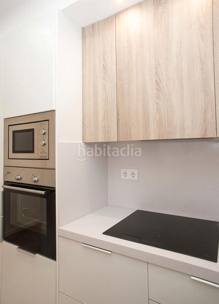 Foto 7a32ab4a-d2ad-4ccf-a828-0bea25b3dcb6. Piso en Sants Barcelona