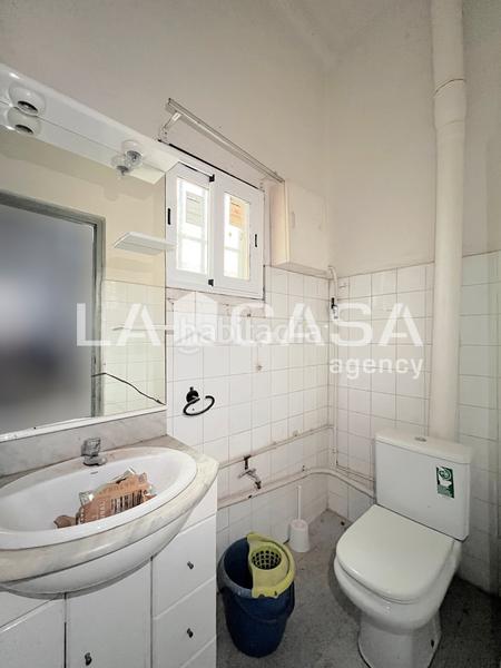 Foto d2e242cd-82de-4317-a71b-96c2bc70eeec. Local commercial dans Gorg Badalona