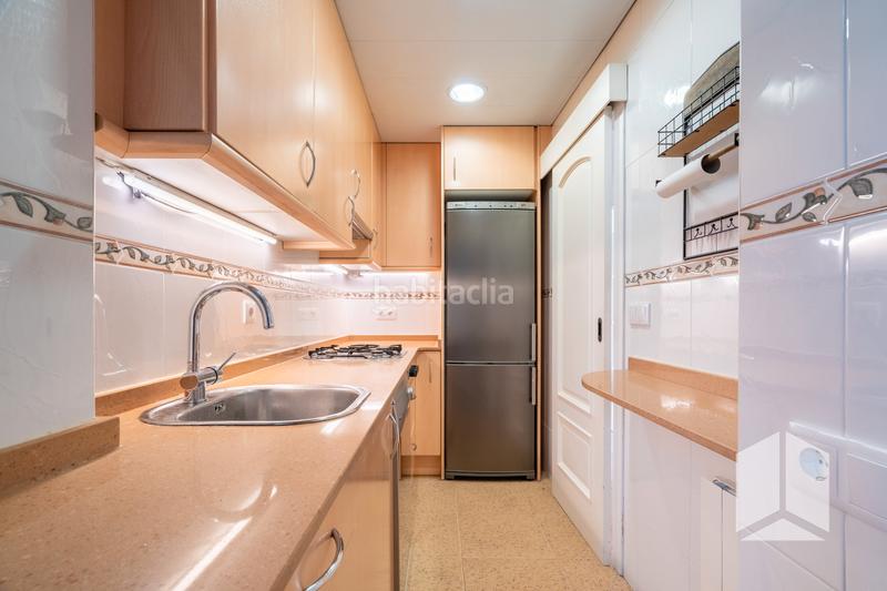 Foto edaf7864-7e90-47aa-8032-2850c18c1836. Piso en Mar i Sol Castelldefels