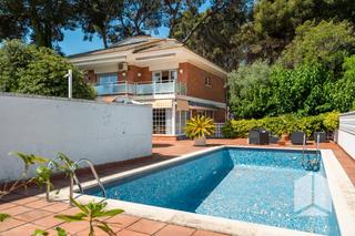 Maison  Avinguda 348