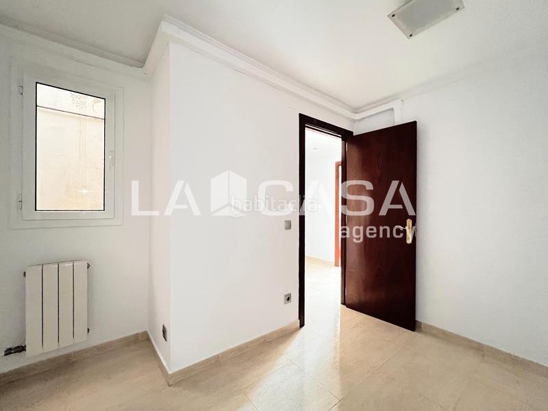 Foto 1984c9ed-3d17-4f46-b61d-9ed07d820d2a. Appartement avec chauffage dans Sistrells Badalona