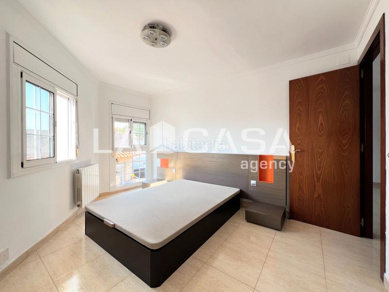 Foto 33b5eab0-7764-47f1-af90-643e39be73fd. Appartement avec chauffage dans Sistrells Badalona