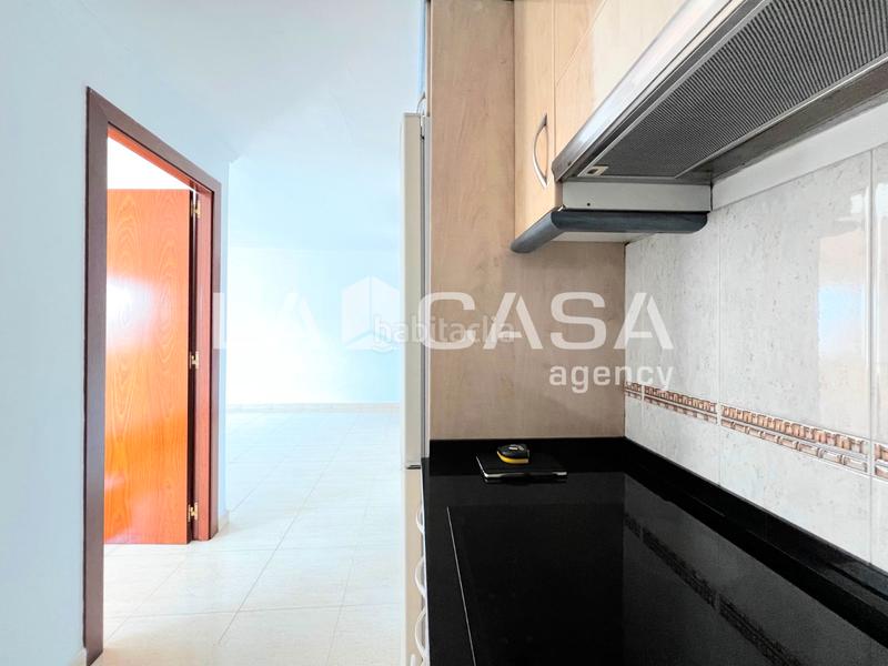 Foto b2d36c82-bd9c-48bf-abdd-1a4ebff3669b. Piso en Sistrells Badalona