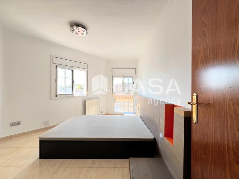 Foto d20c76d8-b81a-42cf-ae63-8d8f0c73ab93. Piso en Sistrells Badalona