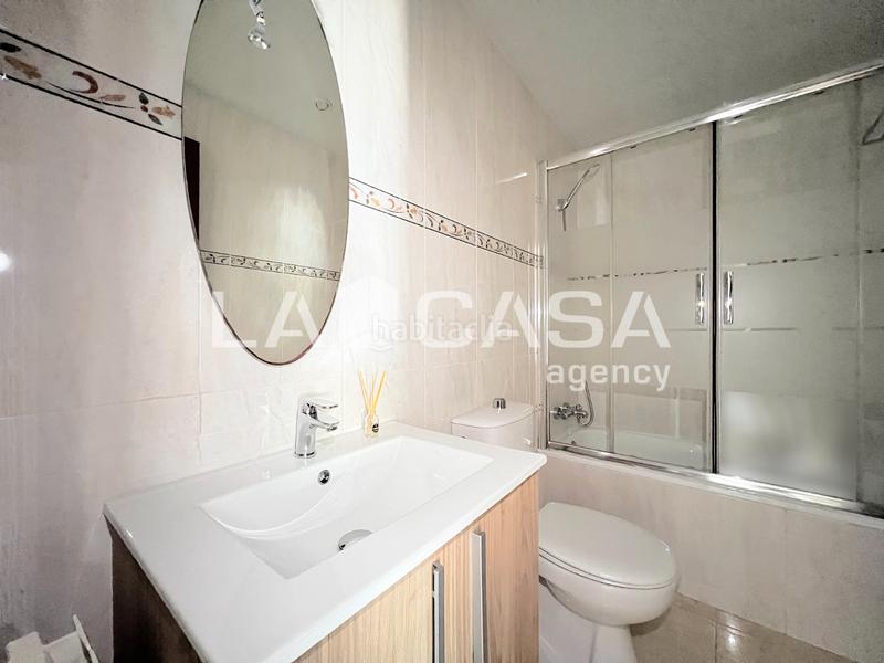 Foto db45c73f-f268-4372-ad62-5f32c00a8a2d. Piso en Sistrells Badalona
