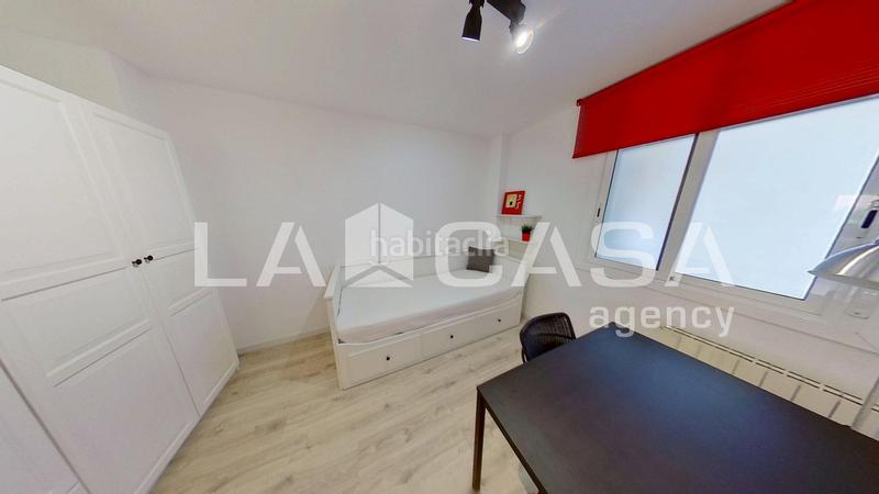 Foto 25a322c1-6558-4d8e-96de-2cb2bd76ae6c. Piso en La Sagrera Barcelona
