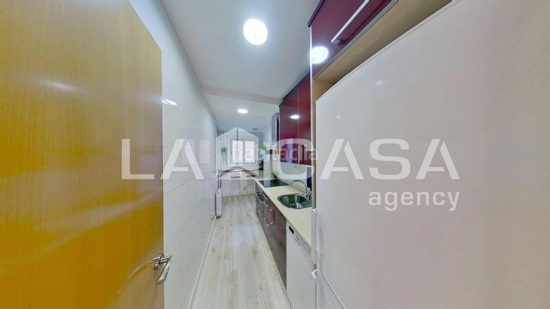 Foto 3e775c04-ac3b-4f63-ab17-aeac075d76f2. Piso en La Sagrera Barcelona
