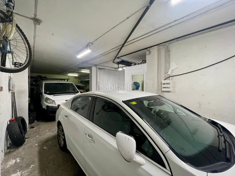 Foto e18773cc-e3af-49fa-be2a-0ede971deba7. Local commercial dans Llefià Badalona