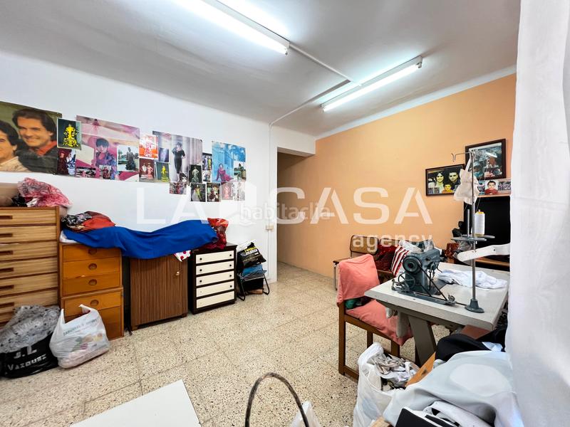 Foto 3d29a067-10bb-4257-b93c-53ef4ca55d41. Local comercial en Llefià Badalona