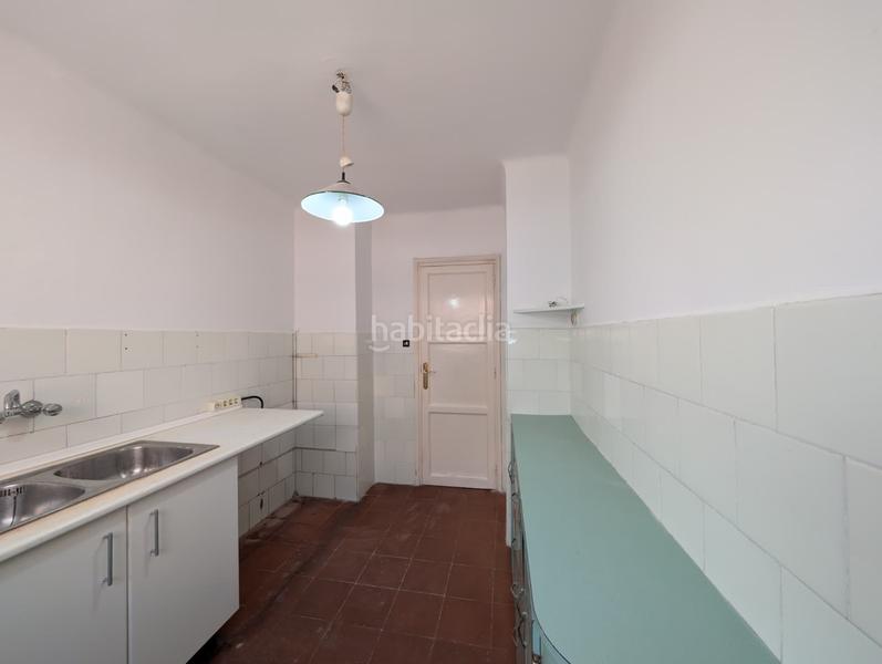 Foto c03e1e96-f93b-4736-a546-f39357583ccb. Appartamento in La Gavarra Cornellà de Llobregat