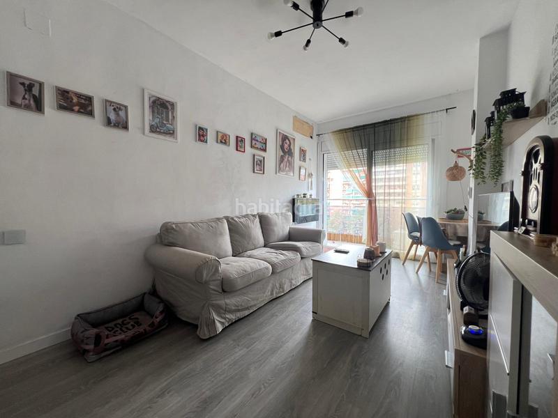 Foto 6f8c3e94-4ef0-4cb0-af97-5200b7eb338a. Piso en Provençals del Poblenou Barcelona