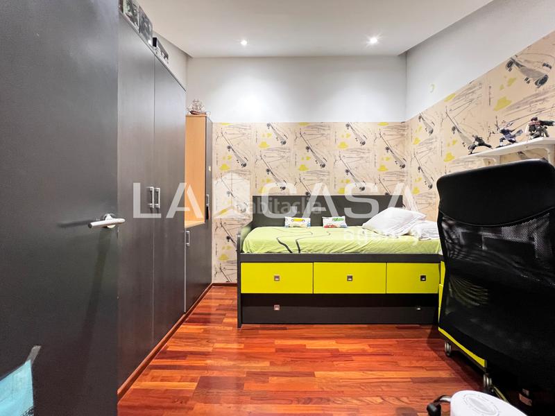 Foto af4e402b-6704-44f3-a8e6-fa57d152bfcb. Chalet en Sant Andreu de Palomar Barcelona