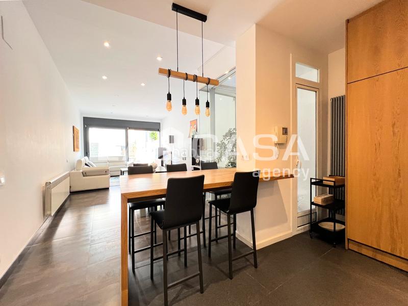 Foto 5da6f9ce-581f-4138-9e0b-64b7597af4b6. Chalet mit heizung in Sant Andreu de Palomar Barcelona