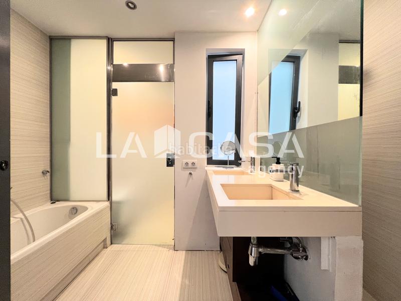 Foto cb0691d8-c1e5-4e28-b0e3-08e39876c1b4. Chalet mit heizung in Sant Andreu de Palomar Barcelona